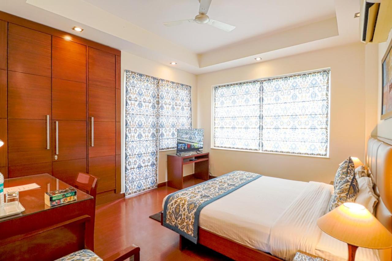 Ahuja Residency Noida Daire Dış mekan fotoğraf