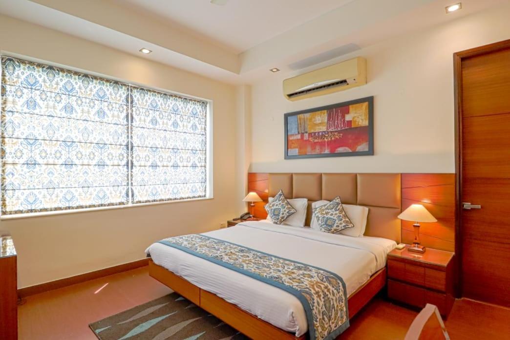 Ahuja Residency Noida Daire Dış mekan fotoğraf