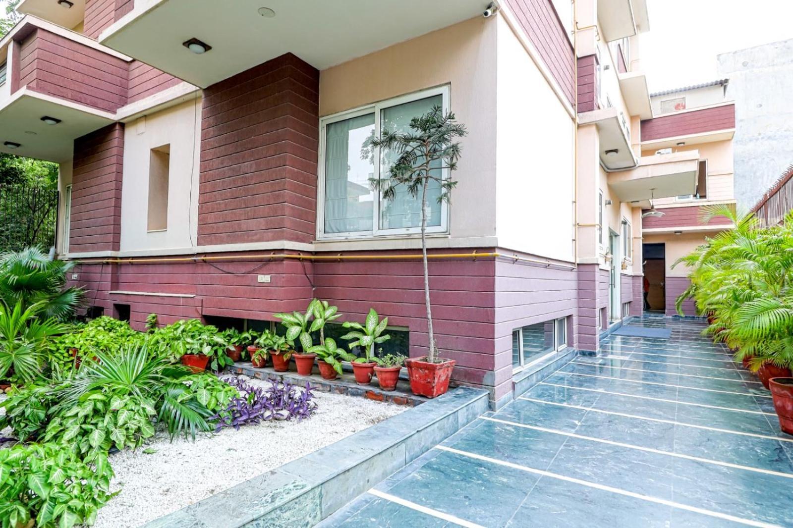 Ahuja Residency Noida Daire Dış mekan fotoğraf