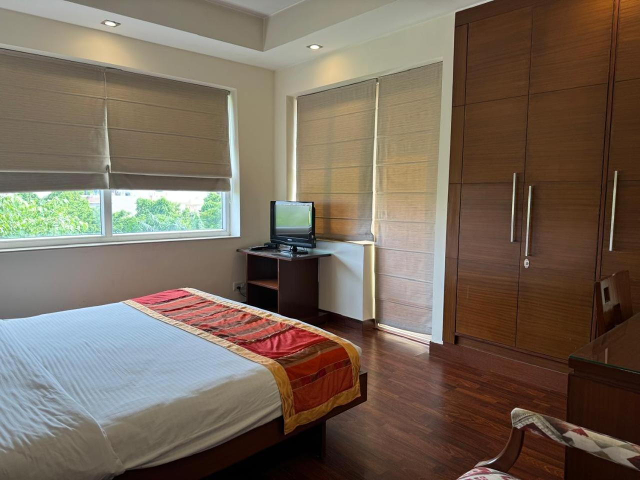 Ahuja Residency Noida Daire Dış mekan fotoğraf