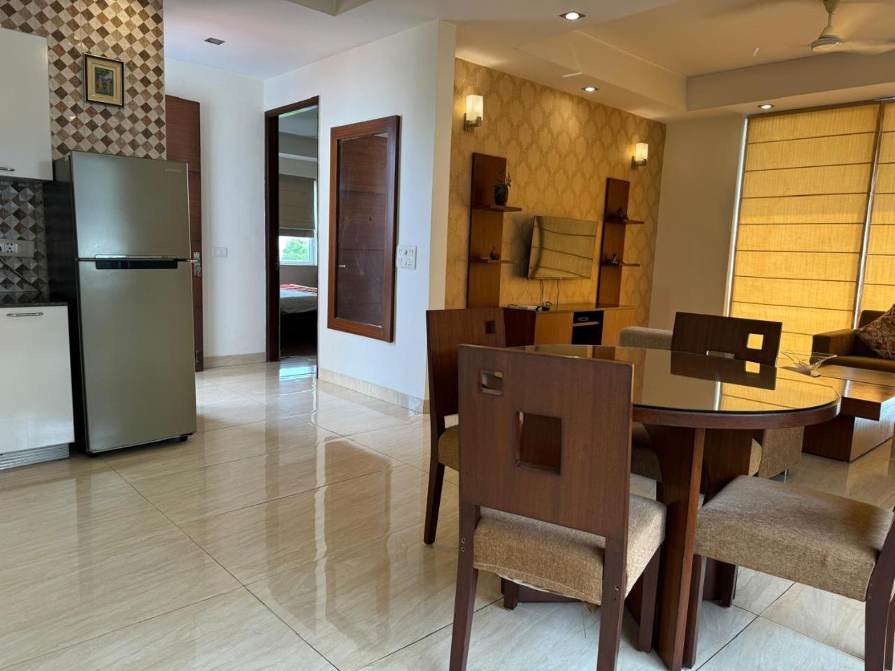 Ahuja Residency Noida Daire Dış mekan fotoğraf
